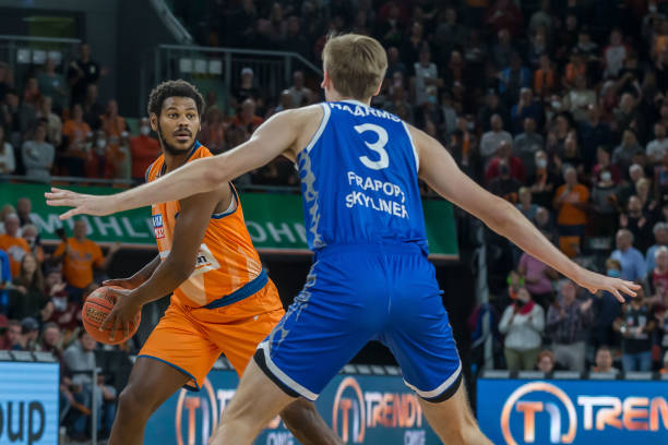 现极为抢眼 现极为抢眼