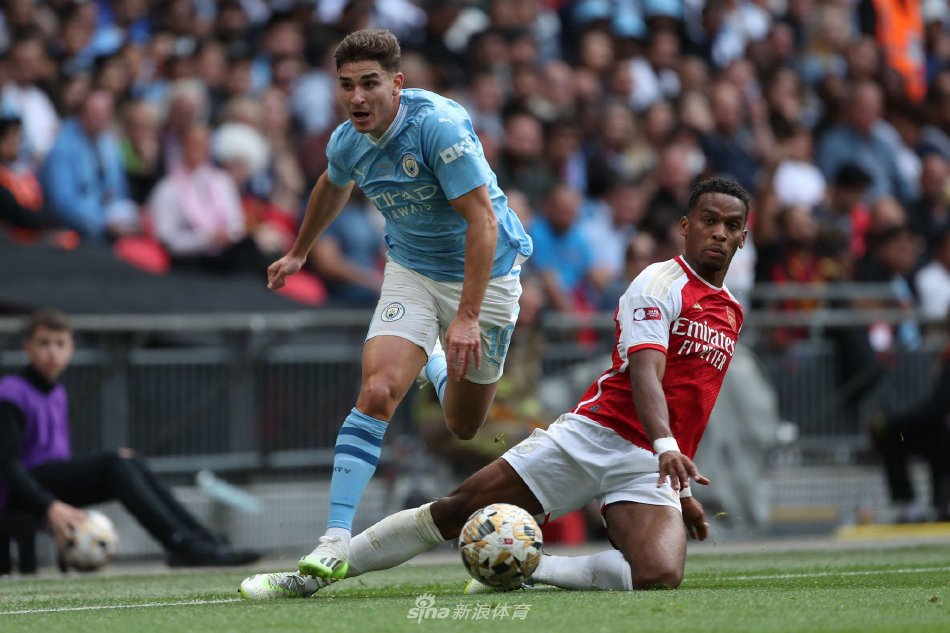 的角色对比 的角色对比