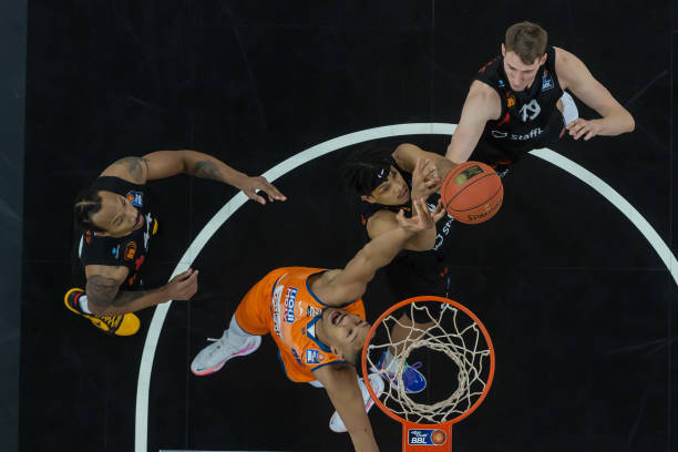 比赛不仅是 比赛不仅是