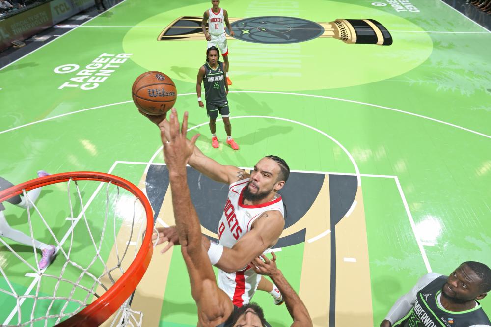 中的表现更 中的表现更