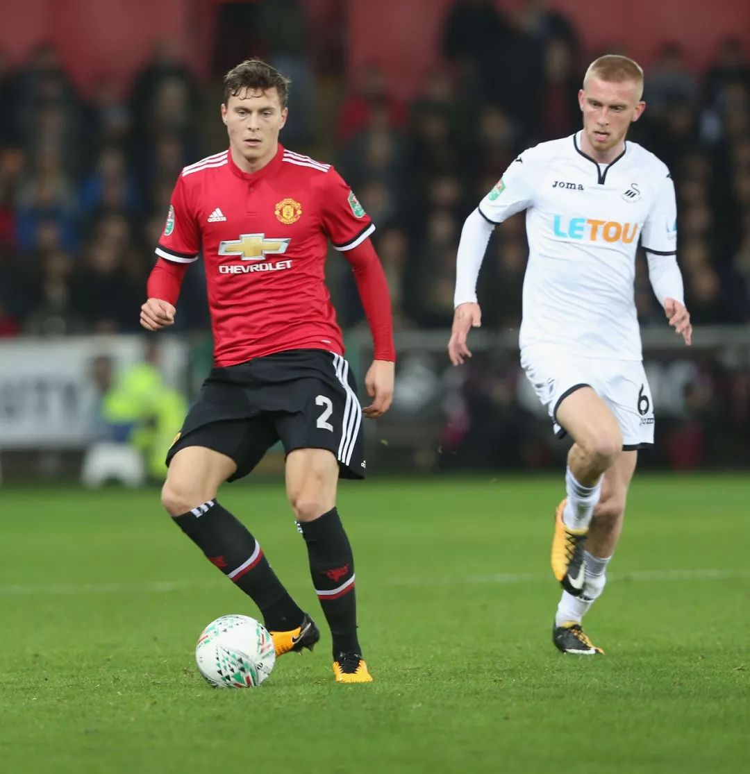 射门不断冲 射门不断冲